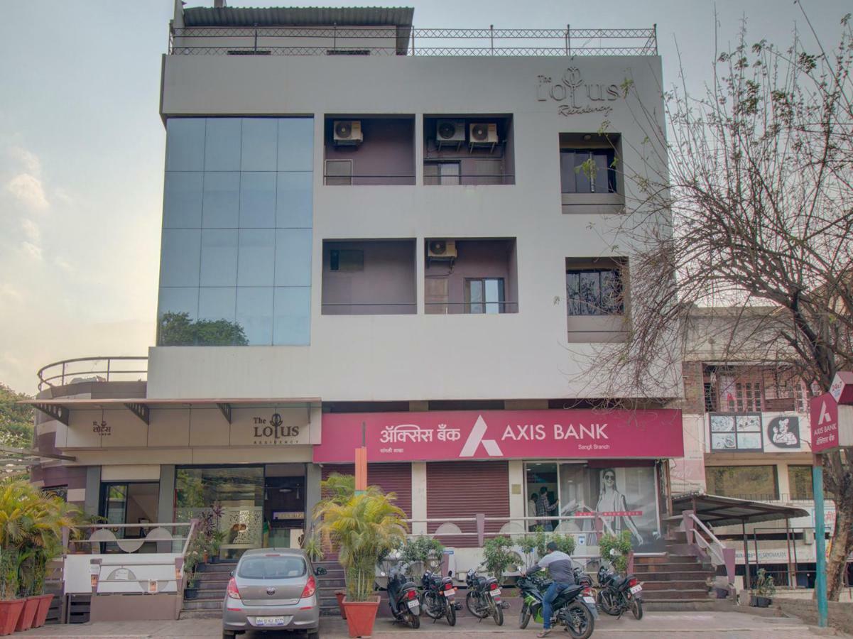Oyo 35844 Hotel Lotus Residency Sāngli Buitenkant foto